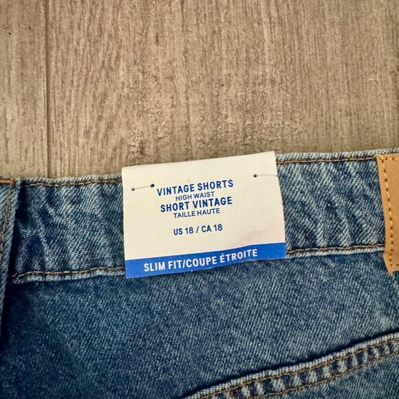 H&M &Denim Vintage High-Waisted Jean Shorts – Size 18 - Picture 3 of 5